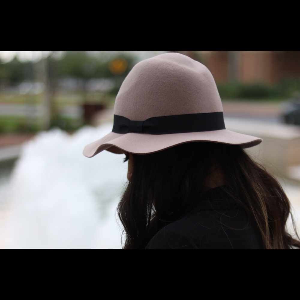 Felt hat